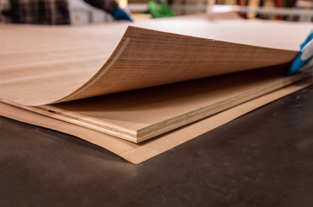 hochwertiges Sperrholz