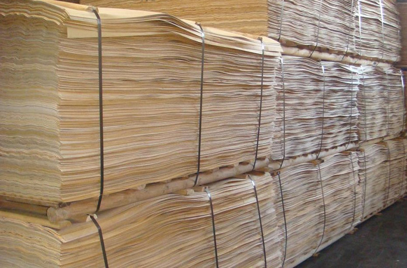 เคลือบเงาแผ่นไม้อัดให้แห้ง